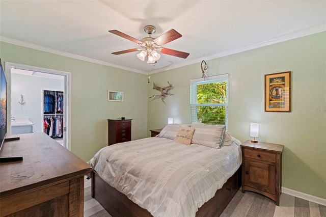3767 25TH AVENUE N, St Petersburg, FL 33713