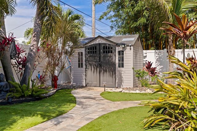 3767 25TH AVENUE N, St Petersburg, FL 33713