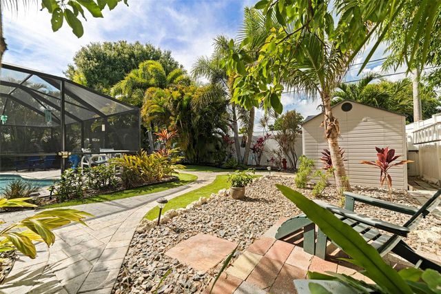 3767 25TH AVENUE N, St Petersburg, FL 33713
