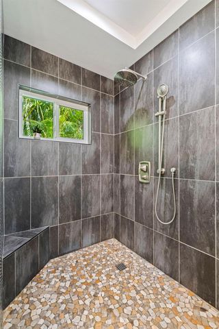 3767 25TH AVENUE N, St Petersburg, FL 33713