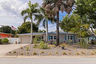 3767 25TH AVENUE N, St Petersburg, FL 33713