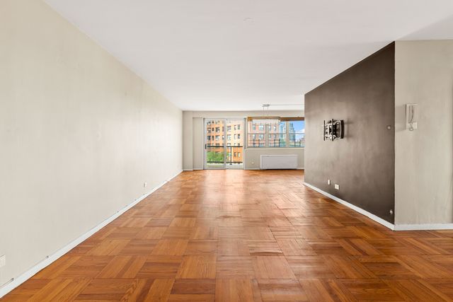 10210 66th Rd Apt 8D, New York City, NY 11375