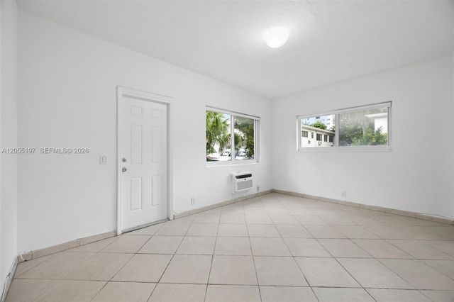 1420 16th St 1, Miami Beach, FL 33139
