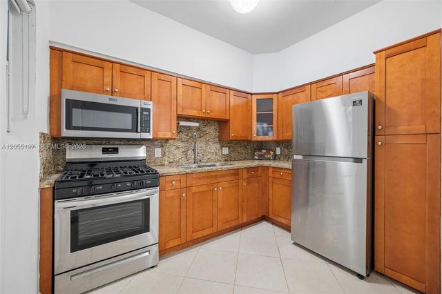 1420 16th St 1, Miami Beach, FL 33139