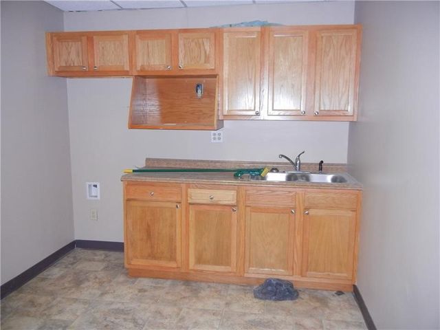 144-148 E Main St, Uniontown, PA 15401