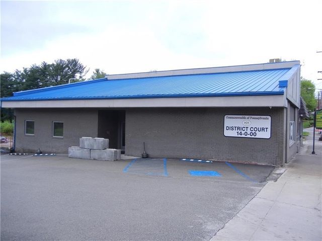 144-148 E Main St, Uniontown, PA 15401