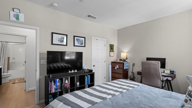 805 Broadfork Cir, Vacaville, CA 95687