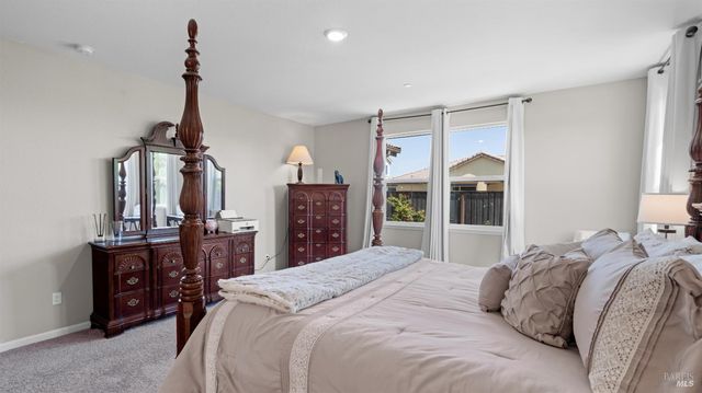 805 Broadfork Cir, Vacaville, CA 95687
