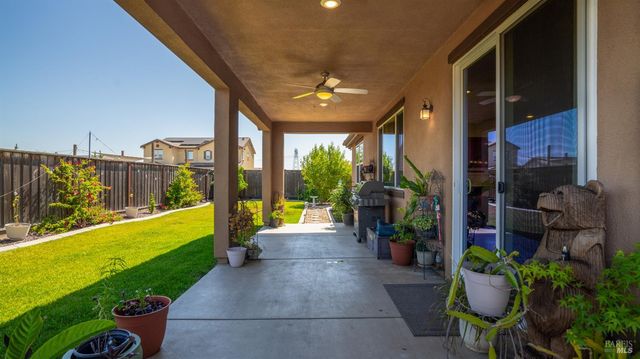 805 Broadfork Cir, Vacaville, CA 95687
