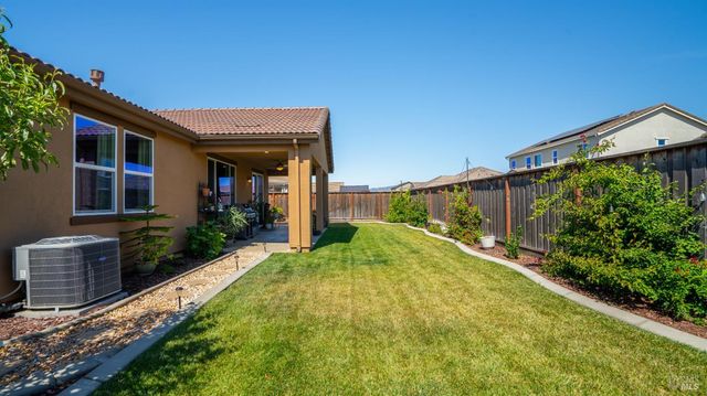 805 Broadfork Cir, Vacaville, CA 95687