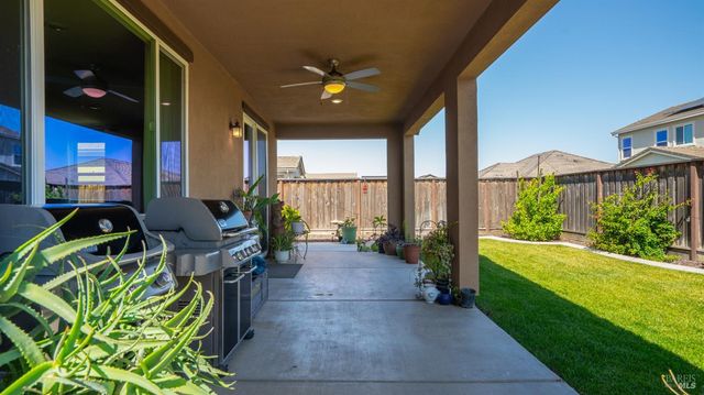 805 Broadfork Cir, Vacaville, CA 95687