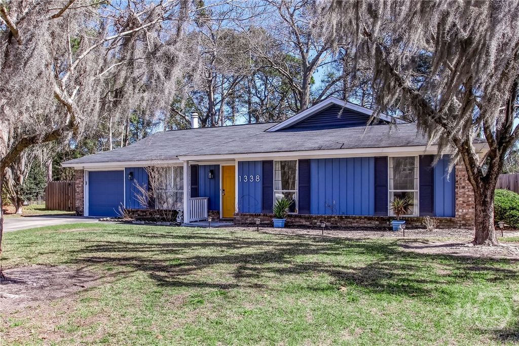Image 1 of property listing at 1338 Pine Ridge Drive, Savannah, GA 31406