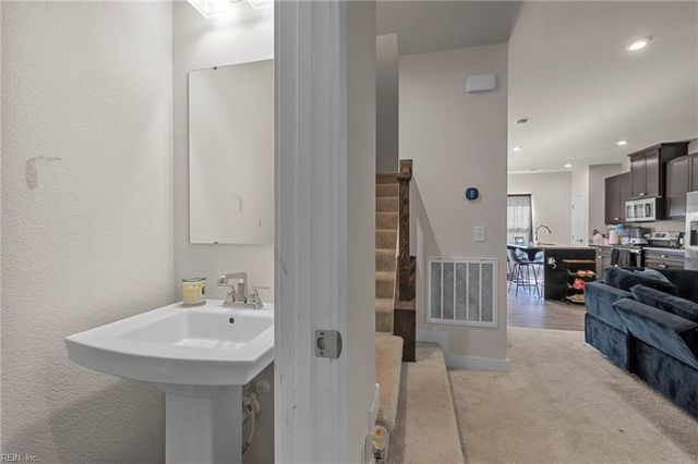 2688 Azalea Garden Rd Unit B, Norfolk, VA 23513