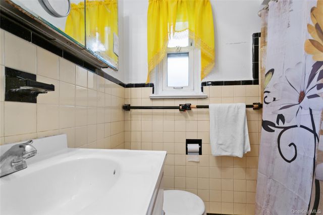 115110 232nd Street, Cambria Heights, NY 11411