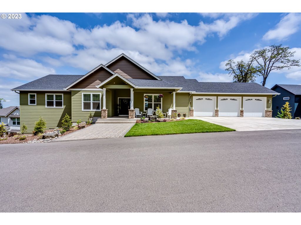 2623 CASCARA Dr, Eugene, OR 97403