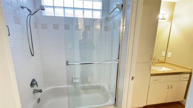 6418 Ferris Drive 4, Houston, TX 77081