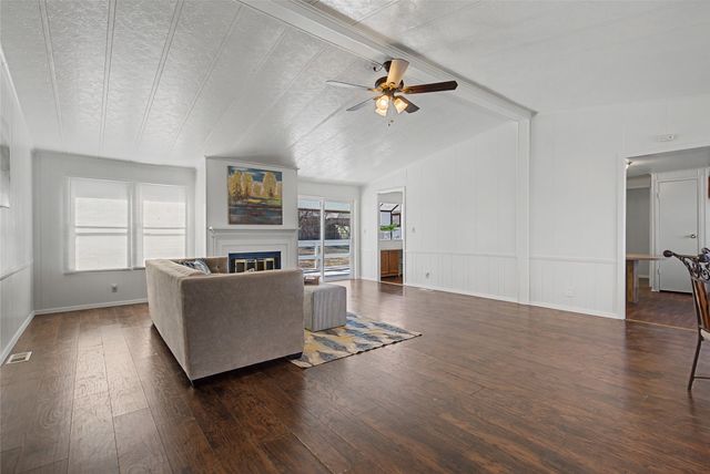 365 Penny Lane, Roanoke, TX 76262