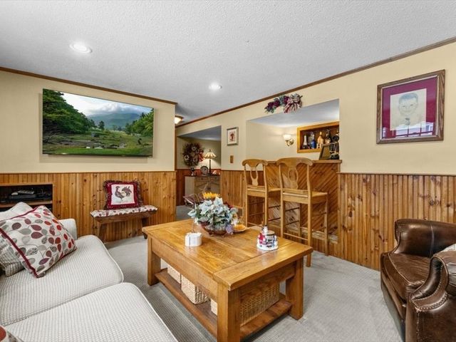 17 Childs Lane, Foxboro, MA 02035