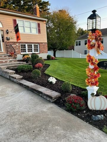 17 Childs Lane, Foxboro, MA 02035