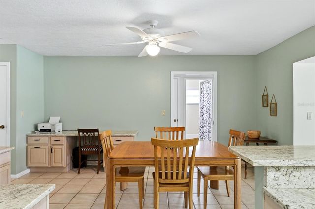 6004 9TH AVENUE W, Bradenton, FL 34209