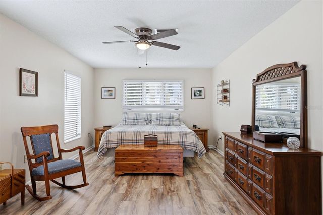 6004 9TH AVENUE W, Bradenton, FL 34209