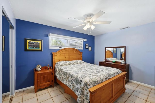 6004 9TH AVENUE W, Bradenton, FL 34209