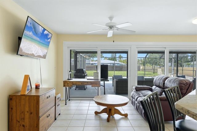 6004 9TH AVENUE W, Bradenton, FL 34209