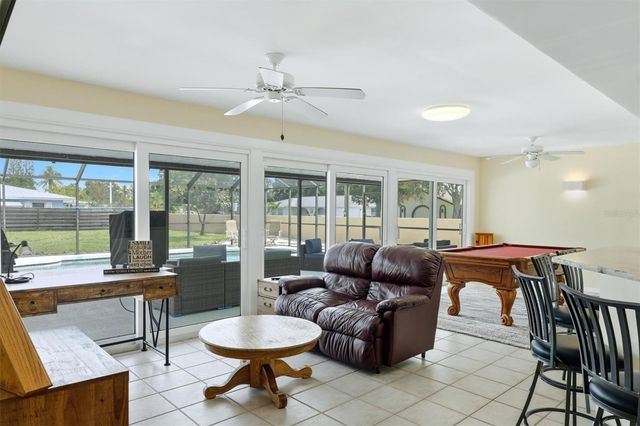 6004 9TH AVENUE W, Bradenton, FL 34209