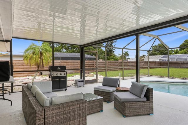 6004 9TH AVENUE W, Bradenton, FL 34209