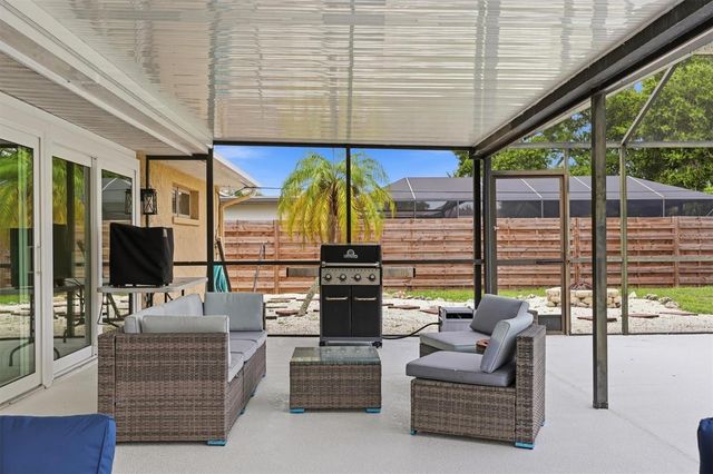 6004 9TH AVENUE W, Bradenton, FL 34209