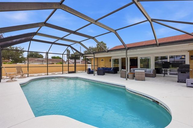 6004 9TH AVENUE W, Bradenton, FL 34209