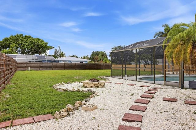 6004 9TH AVENUE W, Bradenton, FL 34209