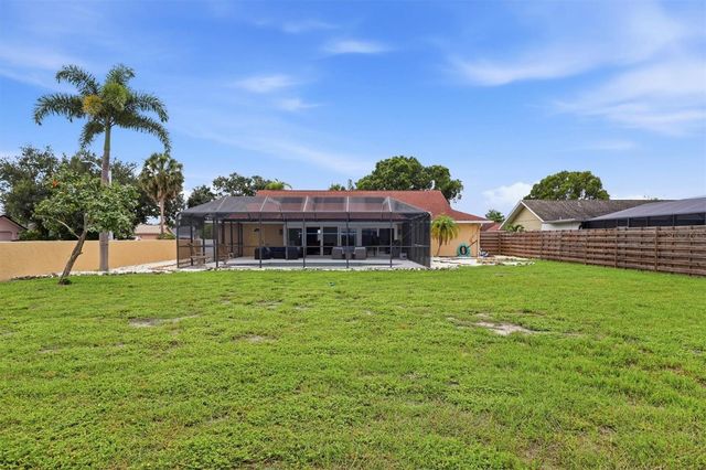 6004 9TH AVENUE W, Bradenton, FL 34209