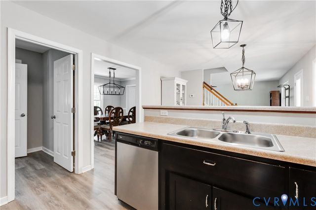 6320 Walnut Tree Dr, Powhatan, VA 23139