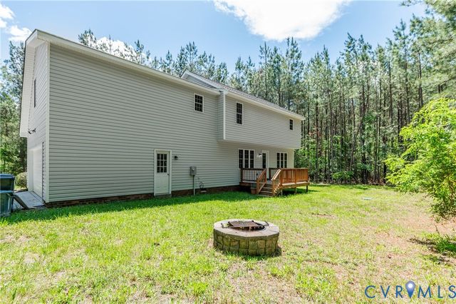 6320 Walnut Tree Dr, Powhatan, VA 23139