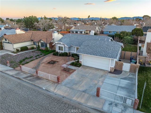 1828 W Avenue K9, Lancaster, CA 93534