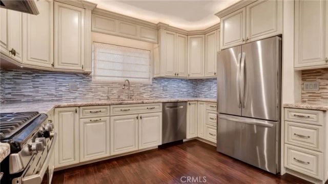 10855 Oro Vista, Sunland, CA 91040
