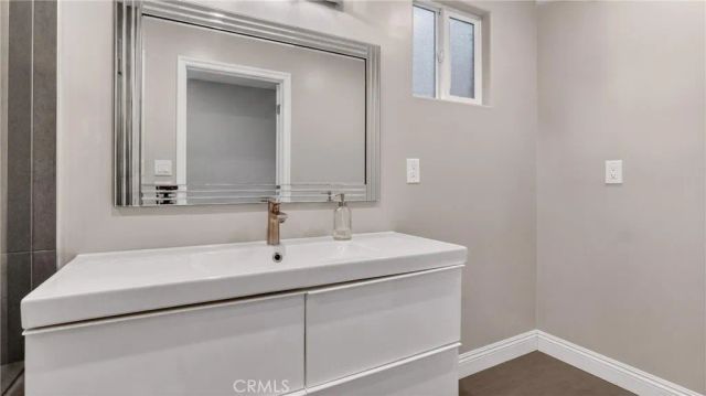10855 Oro Vista, Sunland, CA 91040