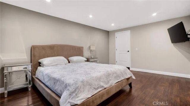 10855 Oro Vista, Sunland, CA 91040