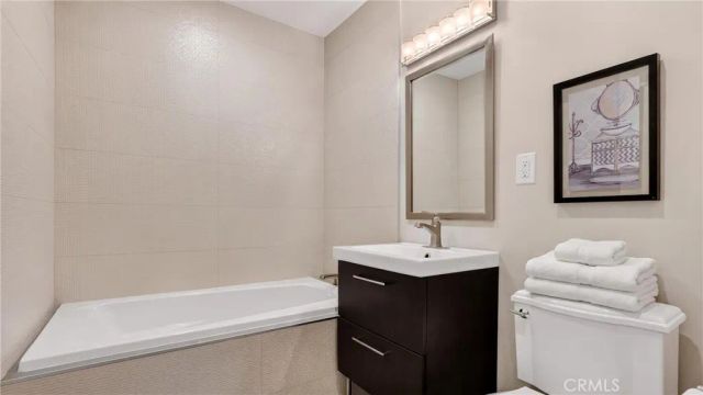 10855 Oro Vista, Sunland, CA 91040