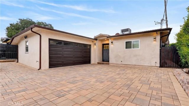10855 Oro Vista, Sunland, CA 91040
