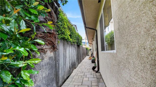 10855 Oro Vista, Sunland, CA 91040