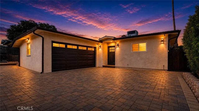 10855 Oro Vista, Sunland, CA 91040