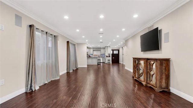 10855 Oro Vista, Sunland, CA 91040