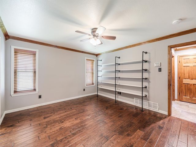 1929 Avignon Court, Carrollton, TX 75007