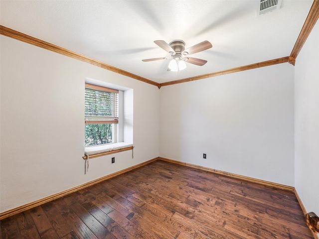 1929 Avignon Court, Carrollton, TX 75007