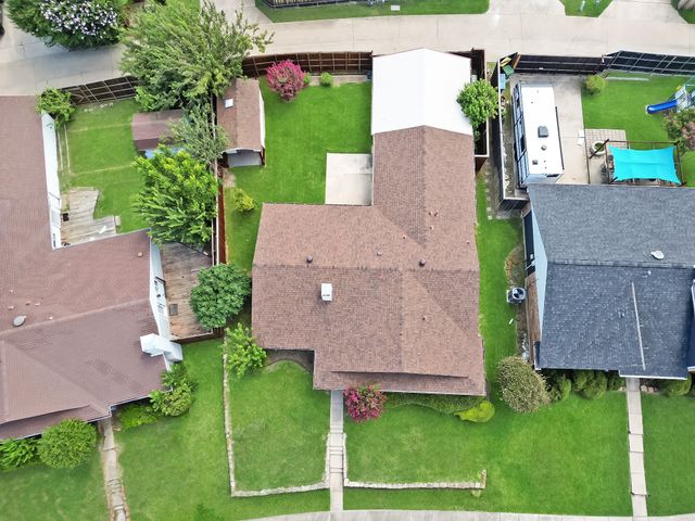 1929 Avignon Court, Carrollton, TX 75007