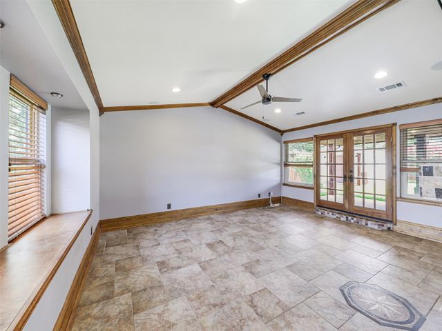 1929 Avignon Court, Carrollton, TX 75007
