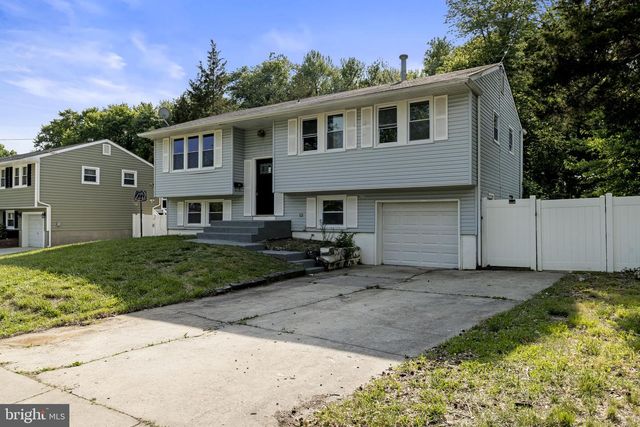 901 RUSSO DR, Westampton, NJ 08060