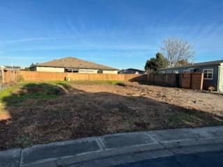 555 Freeman Road 105, Central Point, OR 97502